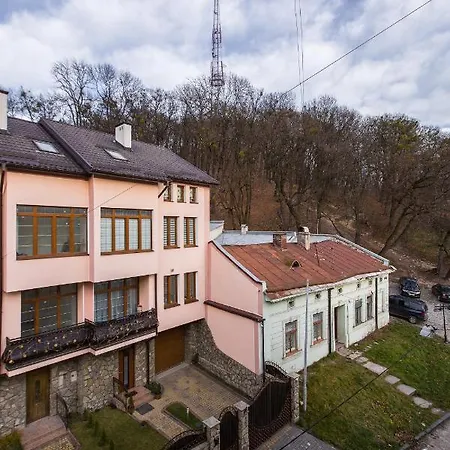 High Castle Park View Studio Lviv Exterior photo